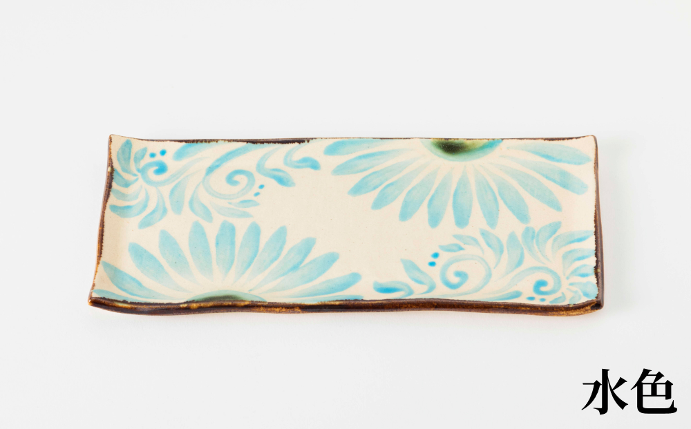 花柄と青模様の長方形皿 2枚セット 新品 青い花模様の長方形皿2枚セット 長角皿 - メルカリ