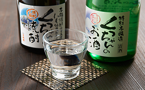北海道倶知安町のふるさと納税 くっちゃんのお酒と焼酎720ml×2本セット