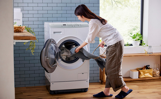 ドラム式洗濯乾燥機 8.0kg/4.0kg ホワイト FLK842-W 洗濯機 ドラム式
