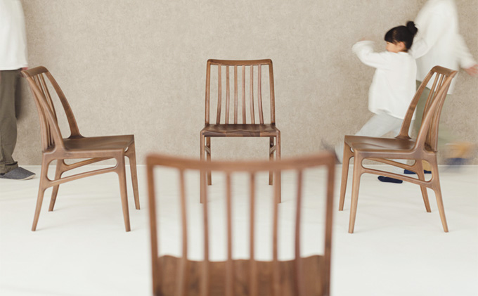 起立木工 LEAP チェア ブラックウォールナット/ウレタン塗装 椅子