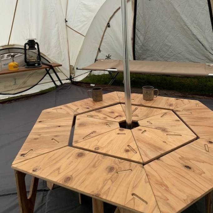 HEXA-TABLE【つどう＋かこむ】[ テーブル アウトドア キャンプ バーベキュー BBQ 軽量 収納 コンパクト ]|井上進木工所