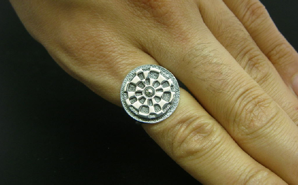 ふるさと納税 アクセサリー リング 茨城県 常総市 Darts ring ダーツ リング 指輪 シンプル 細身 様々な 服装 に 合わせやすい Darts ring ダーツ リング 指輪 シンプル 細身 様々な 服装 に