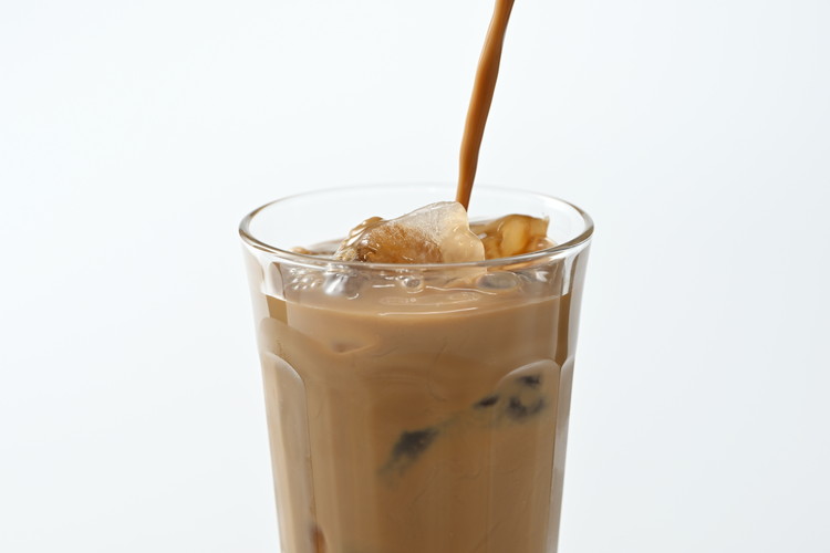 Amazon.co.jp: [冷蔵] 協同乳業 ドトールカフェラテ 200g×12本