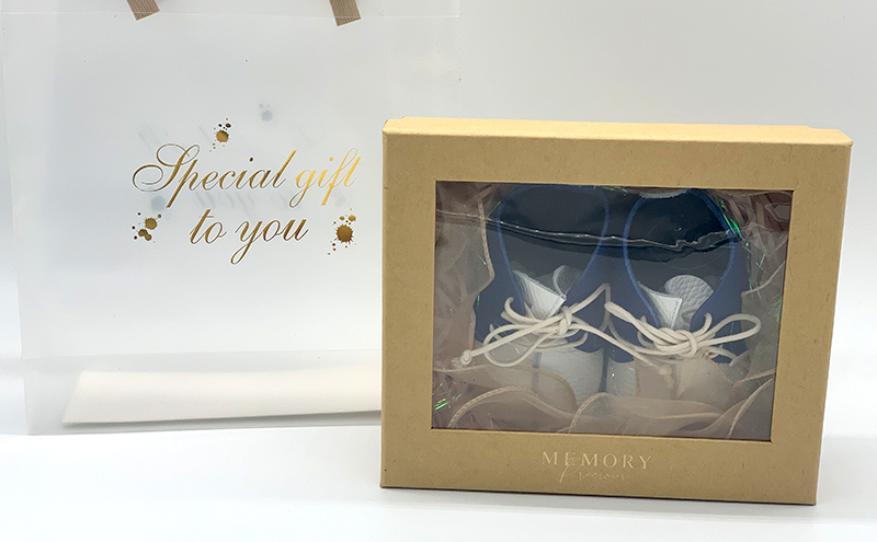 ☆ポークビッツ☆2016年限定生産 スワロフスキー マイファーストシューズ ☆ポークビッツ様専用☆2016年限定生産 スワロフスキー マイファースト