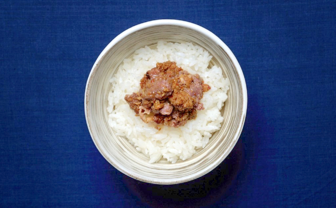 島根県美郷町のふるさと納税 猪ラー油 140g×3個セット【いのしし イノシシ ジビエ 美郷町産 ご飯のおとも おおち山くじら使用 食べるラー油】