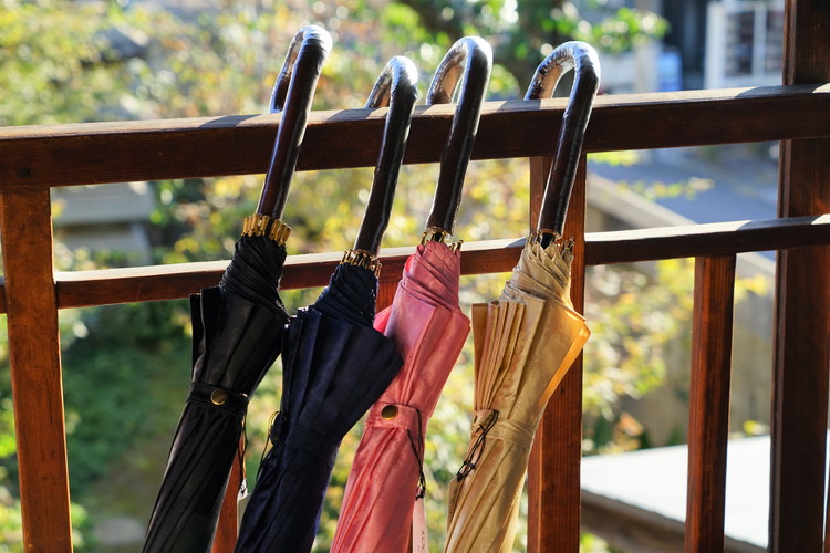 雪華模様のオリジナル傘（サイズ60cm）「もらっても、贈っても喜ばれる