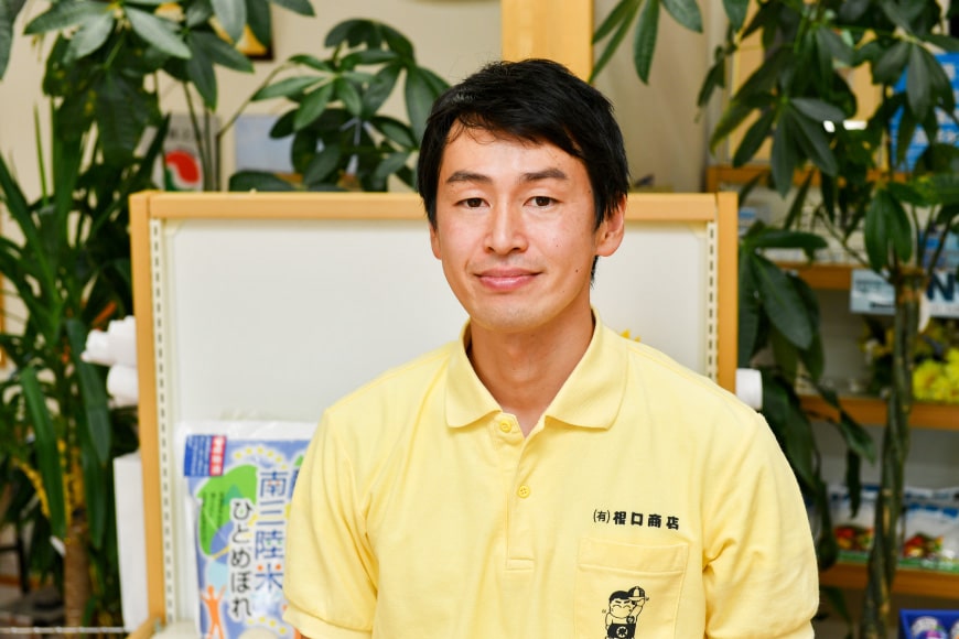 宮城県気仙沼市のふるさと納税 宮城のおこめ食べくらべセット ひとめぼれ & ササニシキ 各5kg 総計 10kg [根口商店 宮城県 気仙沼市 20565030] 米 お米 白米 精米 三陸産 宮城県産 ブランド米 ご飯 ごはん コメ こめ 小分け
