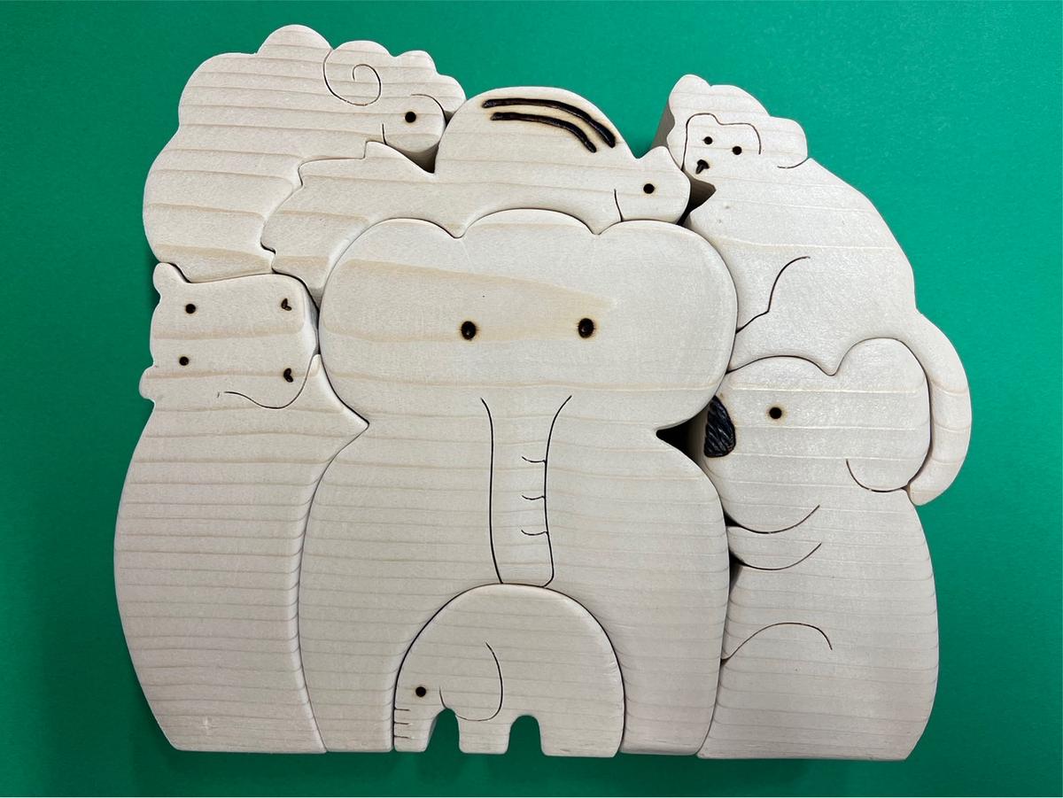 思いやり型返礼品】木工パズル2個セットと木工マグネット3個