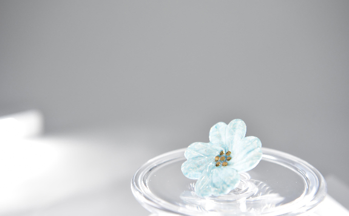 Flower ガラスブローチ 水色（京都府宇治田原町） ふるさと納税サイト「ふるさとプレミアム」
