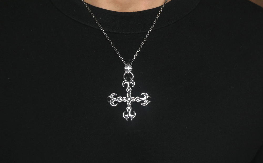 ふるさと納税 アクセサリー ペンダント 茨城県 常総市 Vampire cross pendant ヴァンパイアクロスペンダント シルバー シルバー925 ハンドメイド 手作り Vampire cross pendant【ヴァンパイアクロスペンダント シルバー