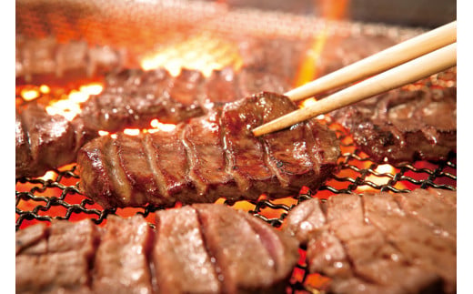 宮城県富谷市のふるさと納税 [定期便6ヶ月連続お届け] 仙台名物 味の牛たん喜助 職人仕込牛たんしお味 計4.8kg (牛タン 牛たん 厚切り 塩 肉 老舗 専門店 きすけ) [0191]
