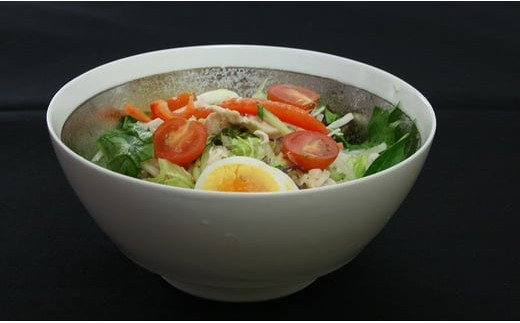 有田焼【究極のラーメン鉢】ペアセット　 金彩・プラチナ、レンゲ付き 有田焼【究極のラーメン鉢】ペアセット 金彩・プラチナ、レンゲ