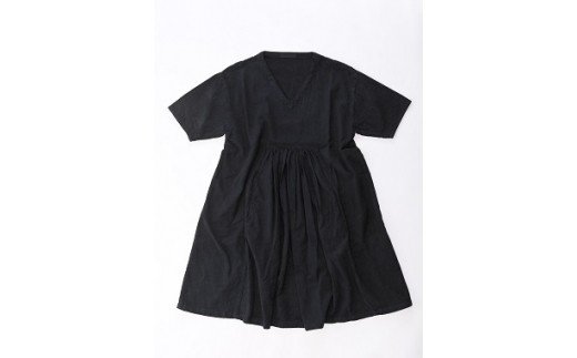 手染めコットンセンターギャザーワンピース BLACK（泥藍染