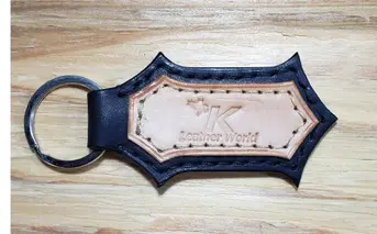 12-139 K Leather World　オリジナルキーホルダー
