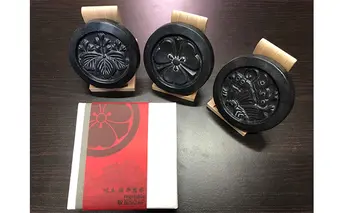 姫路城紋瓦石鹸（3セット）飾り台付