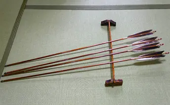 【安田弓具店 】竹製的矢  2本セット