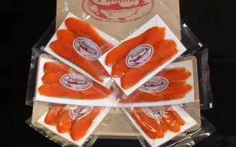 12-134 無添加天然紅鮭・スモークサーモン食べ切りサイズ【ひとり晩酌・家飲みにピッタリ】