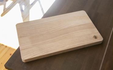 【桐タンスのヤマキヤ】桐のまな板 工芸品 まな板 調理道具 木材 カッティングボード トレー