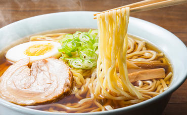 ラーメン 北海道オホーツク毛がに・たらばがに風味ラーメン(乾燥ラーメン8食セット) らーめん 乾麺 ノンフライ麺 かに カニ スープ付き