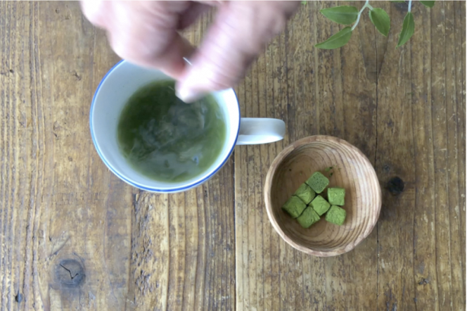 コロコロ抹茶キューブ　柚子風味（微糖）（30個入り×4箱）