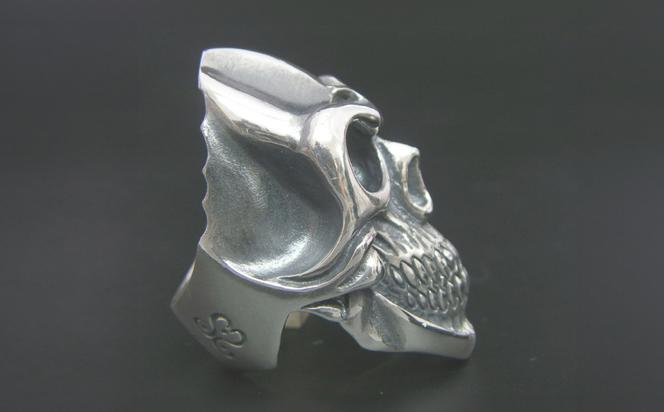 Anger ring スカルリング ｜ リング 指輪 シルバーリング シルバー シルバー925 スカル ハンドメイド 手作り インパクト ゆびわ りんぐ リング 指輪 シルバー アクセサリー 925 ハンドメイド 選べる サイズ ジュエリー アクセ ファッション 人気 シンプル ギフト プレゼント 年末年始 お中元 お歳暮 内祝い 快気祝い										