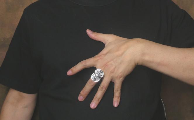 Medium oval cross  ring オーバル クロス リング ｜ リング 指輪 シルバーリング シルバー シルバー925 ハンドメイド 手作り ゆびわ りんぐ アクセサリー 十字架 モチーフ 925 選べる サイズ ジュエリー アクセ ファッション 人気 シンプル ギフト プレゼント 年末年始 お中元 お歳暮 内祝い 快気祝い