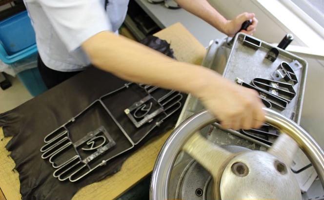 腕時計を魅せる手袋　羊革　スマートフォン非対応