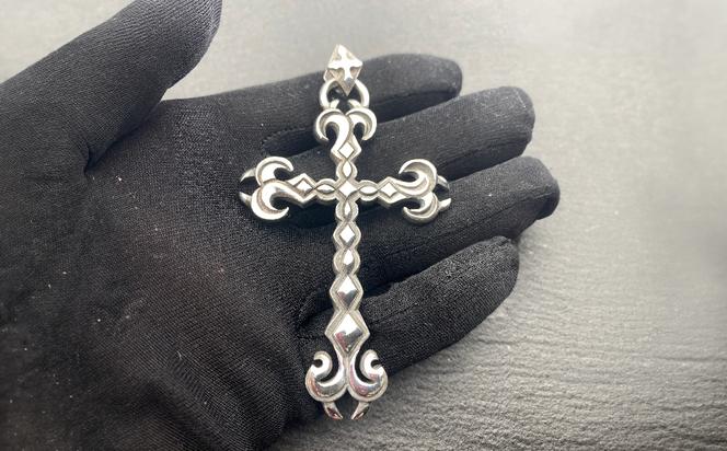 Vampire cross pendant ヴァンパイアクロスペンダント ｜ シルバー シルバー925 ハンドメイド 手作り アクセサリー 十字架 モチーフ ペンダントトップ ネックレス チャーム ジュエリー アクセ ファッション 人気 シンプル ギフト プレゼント 年末年始 お中元 お歳暮 内祝い 快気祝い