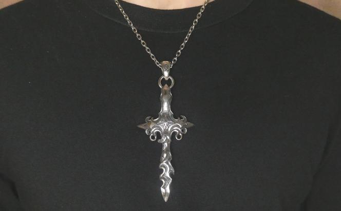 New plant sword pendant ニュープラント ソード ペンダント ｜ シルバー シルバー925 ハンドメイド 手作り アクセサリー ペンダントトップ ネックレス チャーム ジュエリー アクセ ファッション 人気 シンプル ギフト プレゼント 年末年始 お中元 お歳暮 内祝い 快気祝い