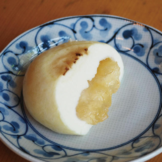大子おやき【りんご】10個入り｜りんご リンゴ 林檎 小豆 茨城県 郷土料理 地元野菜 お惣菜 おやつ 饅頭(AL007)