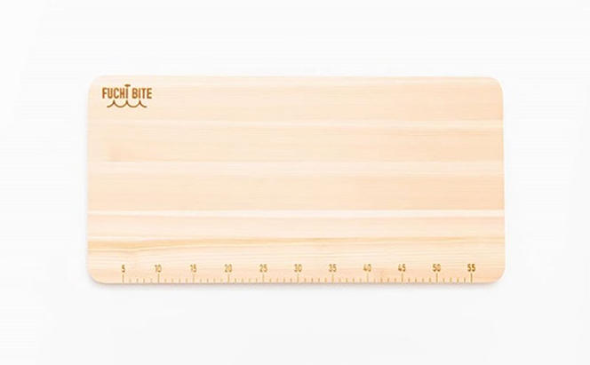 【FUCHIBITE】 ヒノキ 大型 まな板 木製 檜 木工品 卓上 国産 キッチン用品 キッチングッズ 調理器具 日用品 日用雑貨 アウトドア キャンプ カットボード カッティングボード