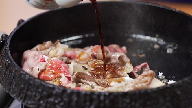 【幻の神戸ビーフ】特選 黒田庄和牛（すき焼き用ロース、900g）≪冷蔵でお届け≫