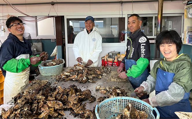 【国内消費拡大求む】 北海道 サロマ湖産 わたゆき牡蠣（ むき身 ）1kg 生食 カキ 牡蠣 かき 海鮮 魚介 国産 生牡蠣 冷蔵 産地直送 オホーツク